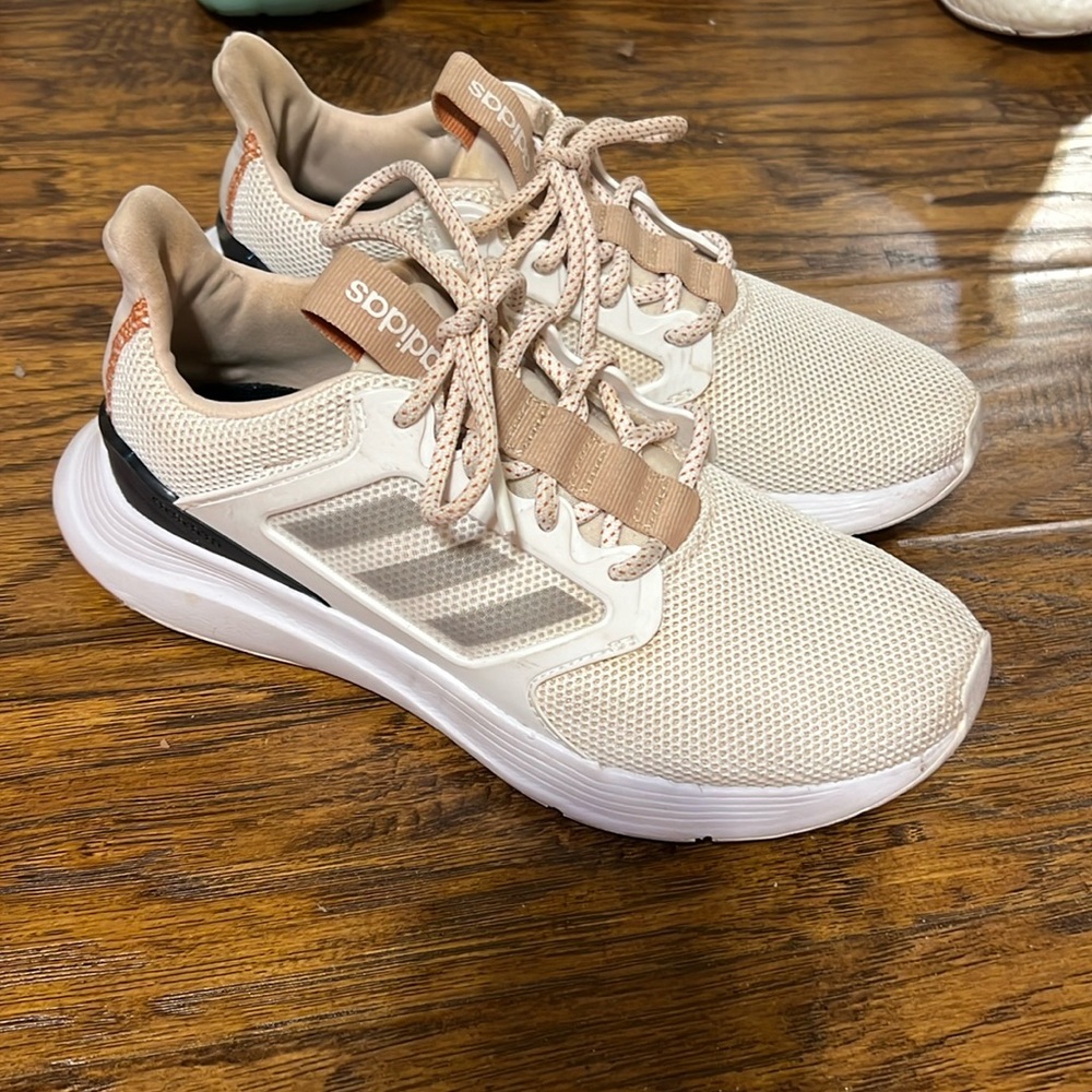 Adidas cloud foam comfort